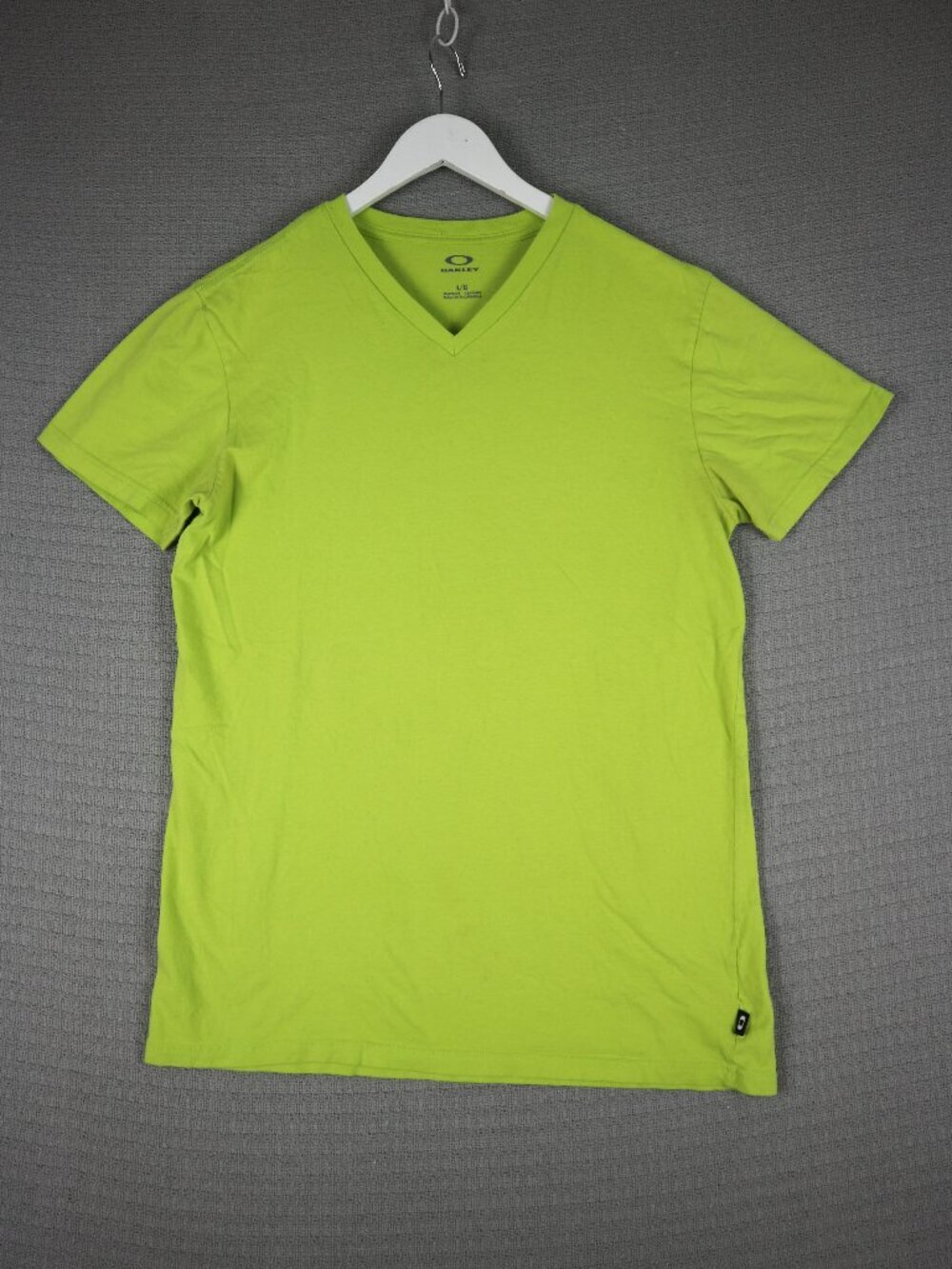 Oakley Lime Yellow V Neck Cotton Shirt Mens Large Cyber